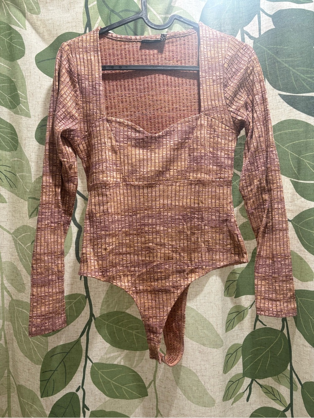 Ribbed Long-Sleeve Bodysuit Mauve